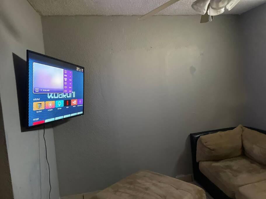 Casa Granada Cercana A Consulado Y Aeropuerto. Ciudad Juarez Luaran gambar